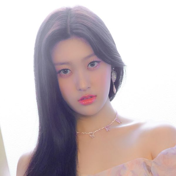 LOONA Choerry