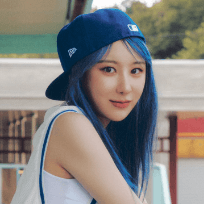 LEE CHAEYEON