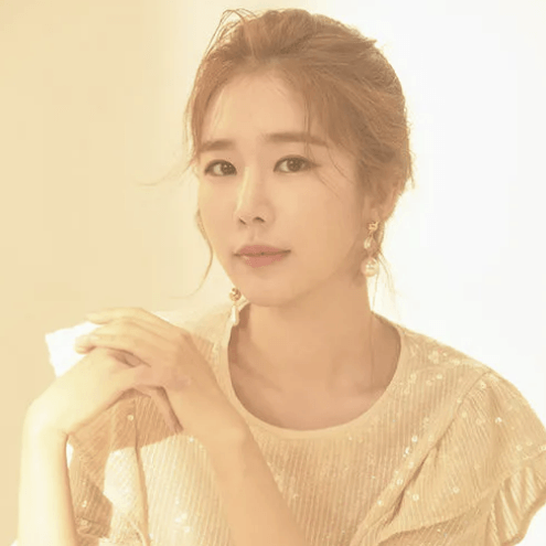 Yoo In-Na