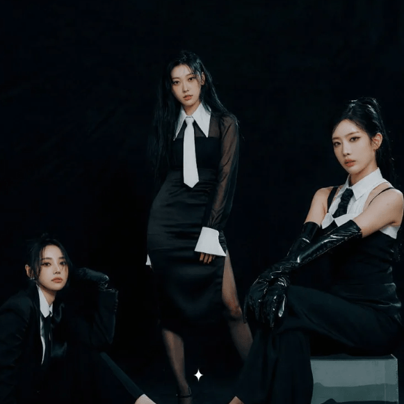 ODD EYE CIRCLE