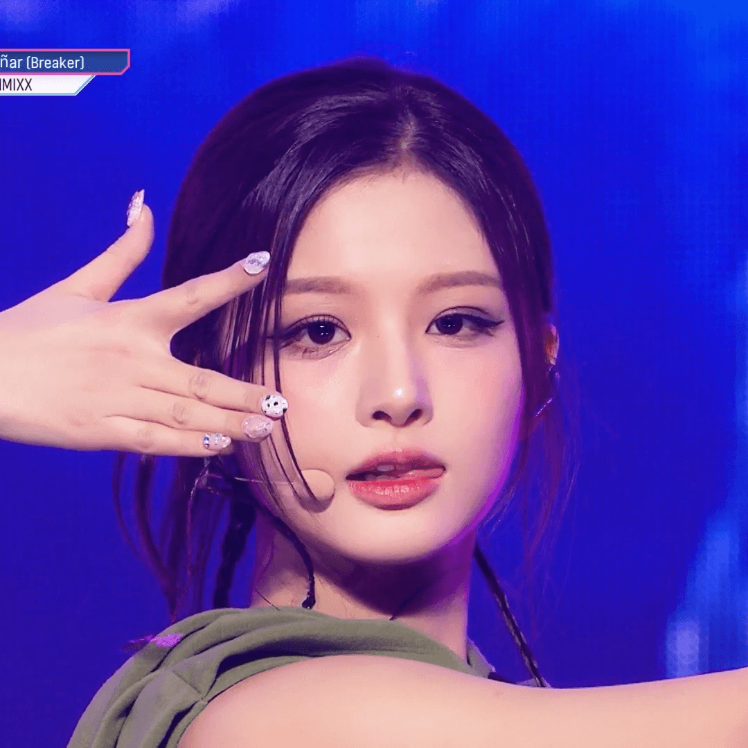 NMIXX  SULLYOON