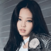 JENNIE (BLACKPINK)